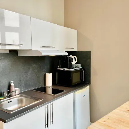 Apartment Orphelins 3 1er