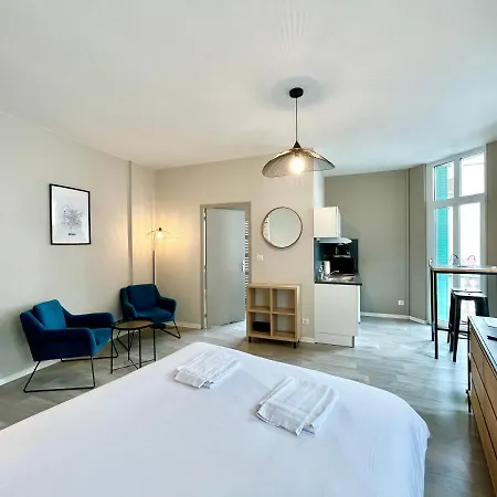 Apartment Orphelins 3 1er